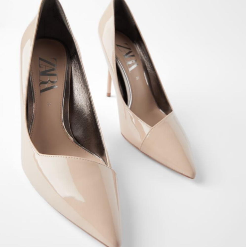 Beige Patent finish high heels Zara size 8